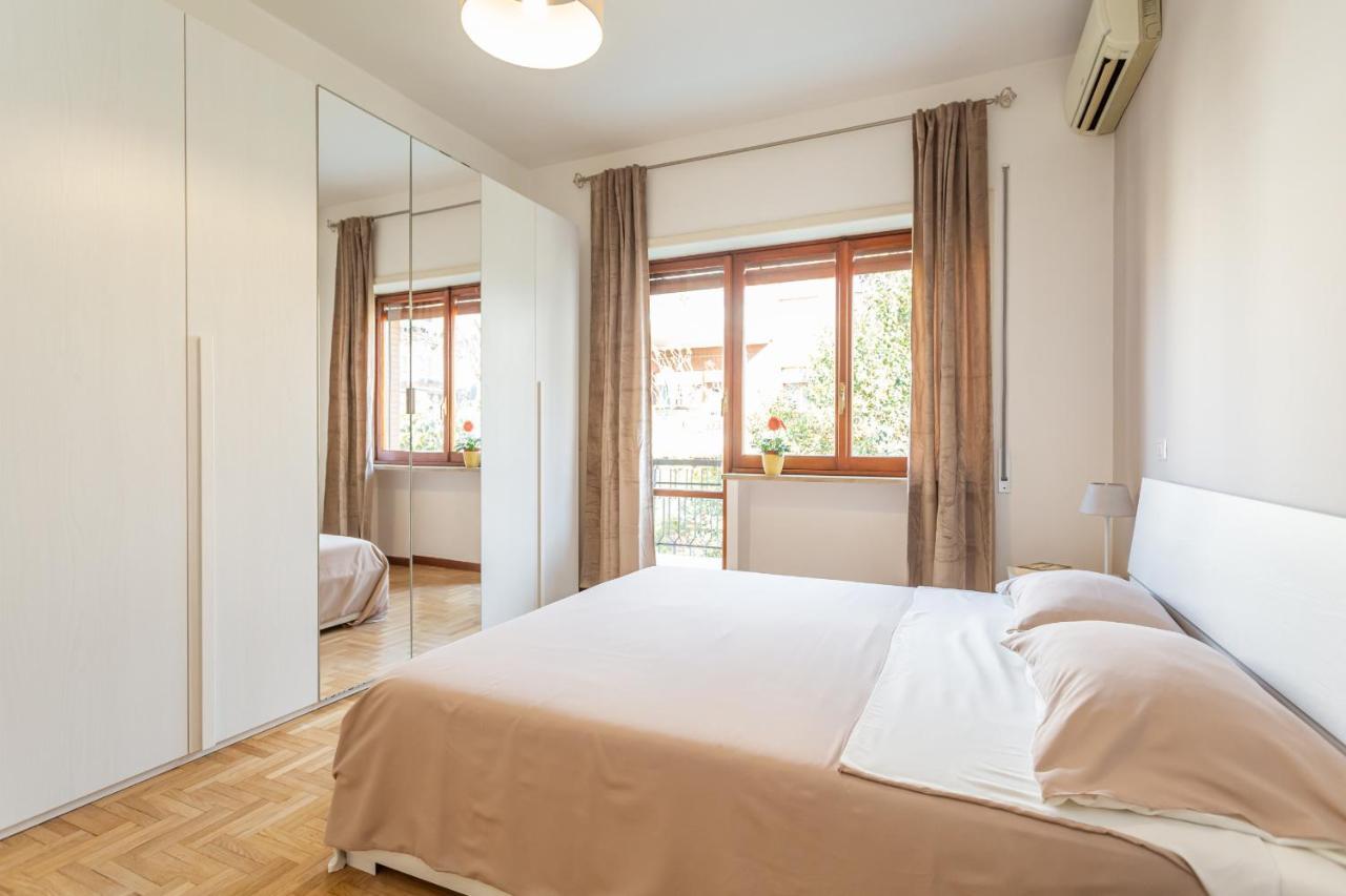 St Peter Cozy 2 Bdr Apartment With Garage โรม ภายนอก รูปภาพ